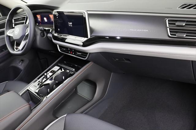 new 2025 Volkswagen Atlas car, priced at $46,112