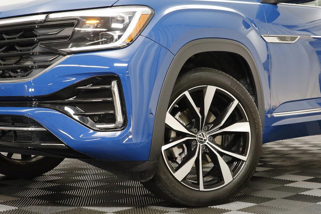 used 2025 Volkswagen Atlas car, priced at $41,697