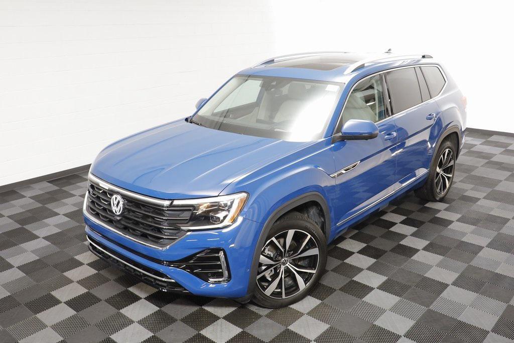 used 2025 Volkswagen Atlas car, priced at $41,697