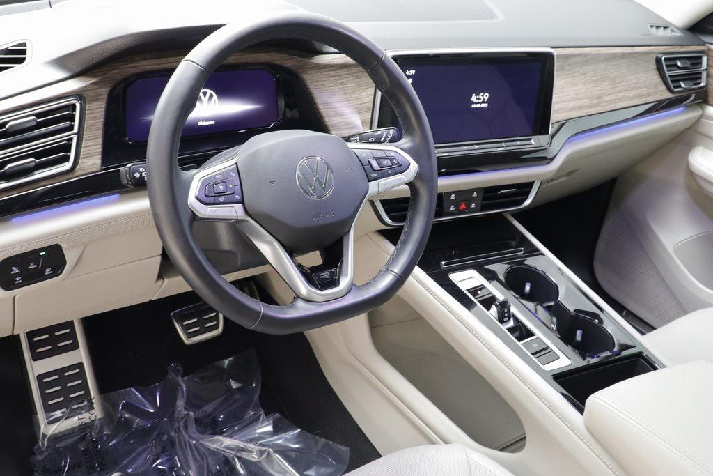 used 2025 Volkswagen Atlas car, priced at $41,697