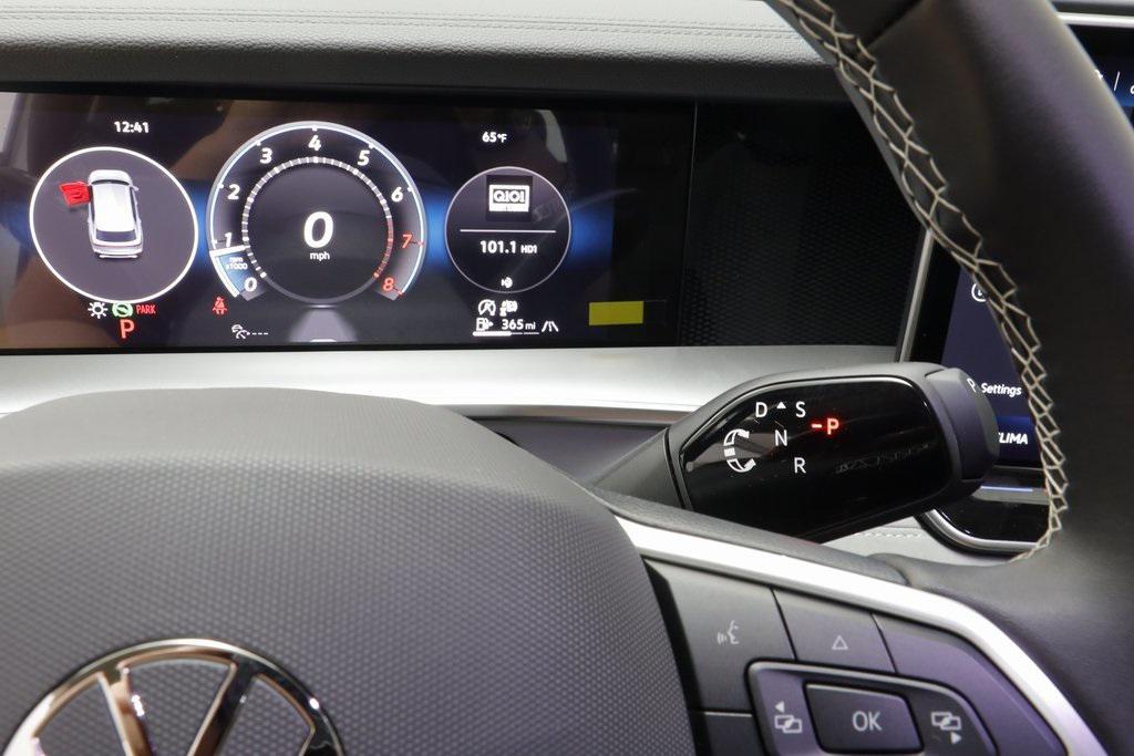 new 2025 Volkswagen Tiguan car, priced at $33,770