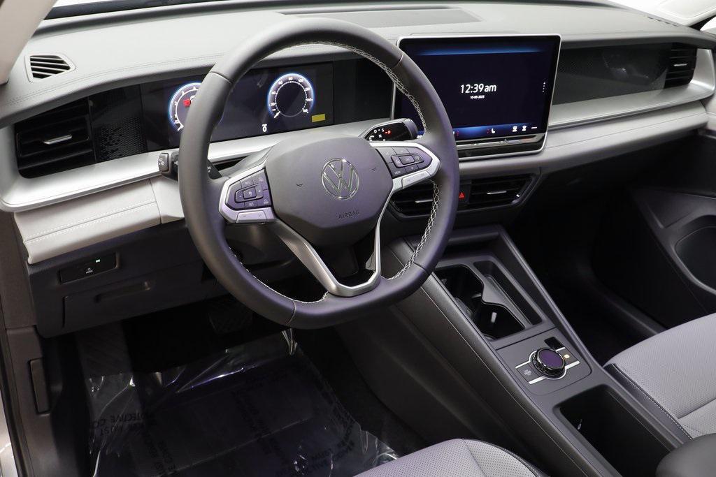 new 2025 Volkswagen Tiguan car, priced at $33,770