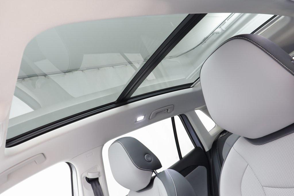 new 2025 Volkswagen Tiguan car, priced at $33,770