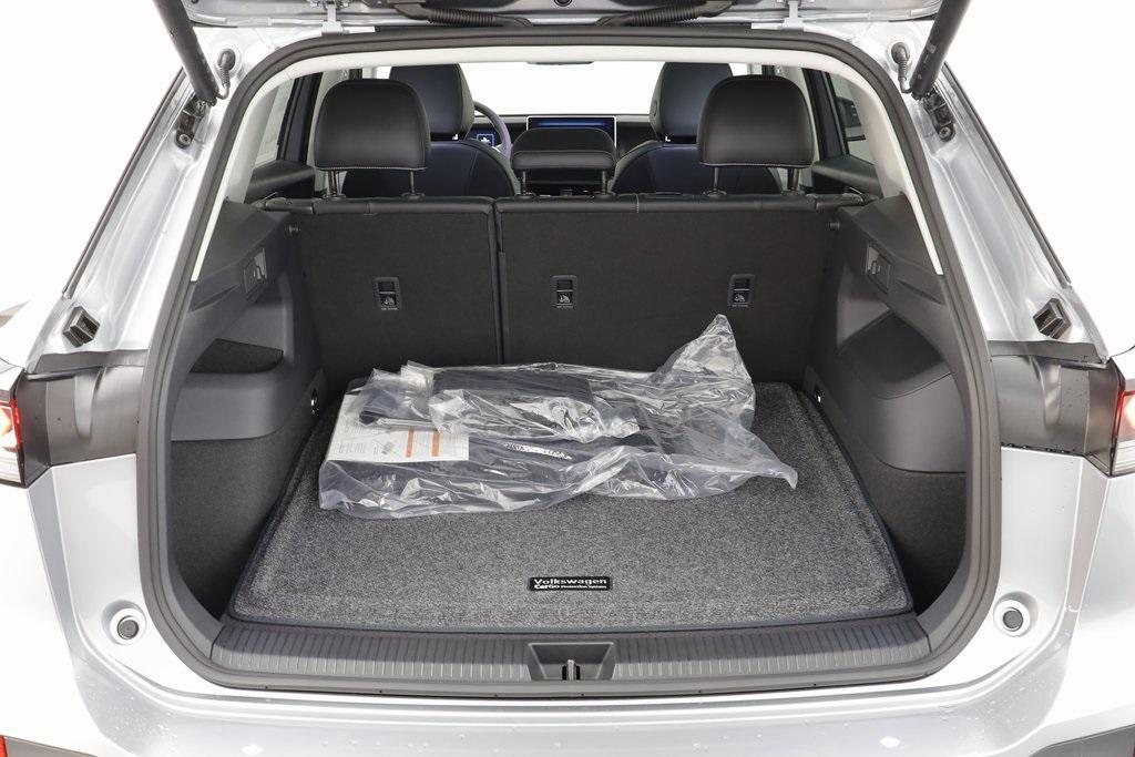 new 2025 Volkswagen Tiguan car, priced at $33,770