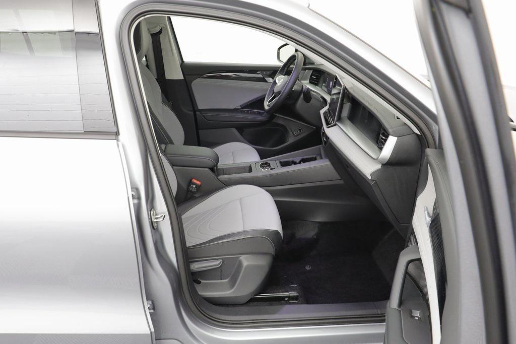 new 2025 Volkswagen Tiguan car, priced at $33,770