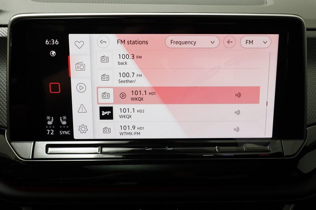 new 2026 Volkswagen Atlas Cross Sport car, priced at $50,147