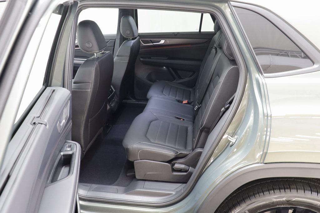 new 2026 Volkswagen Atlas Cross Sport car, priced at $50,147