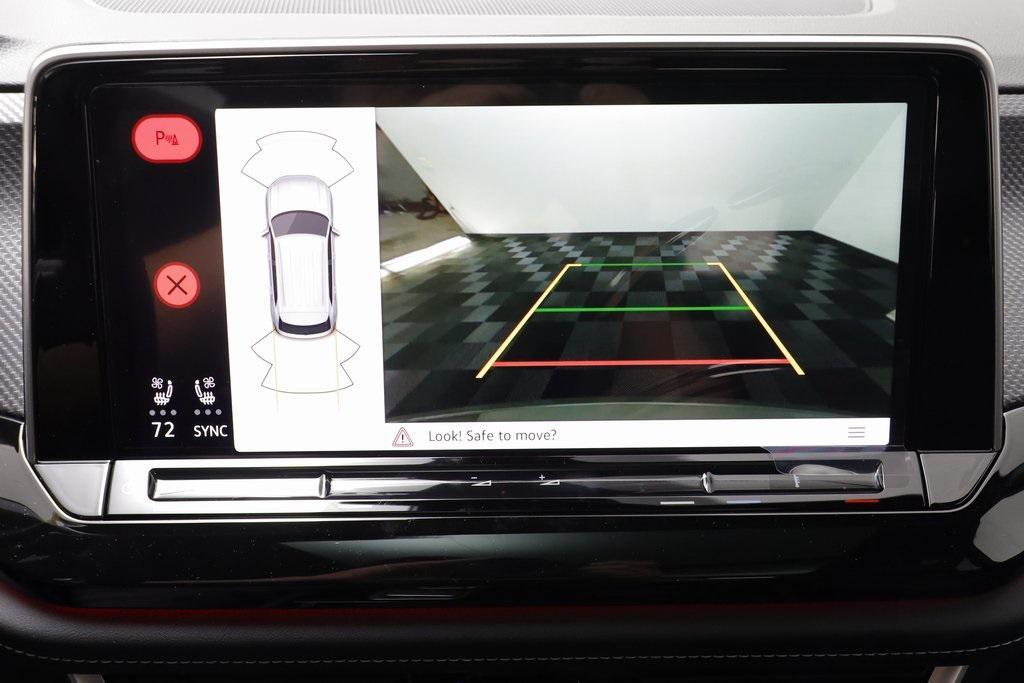 new 2026 Volkswagen Atlas Cross Sport car, priced at $50,147