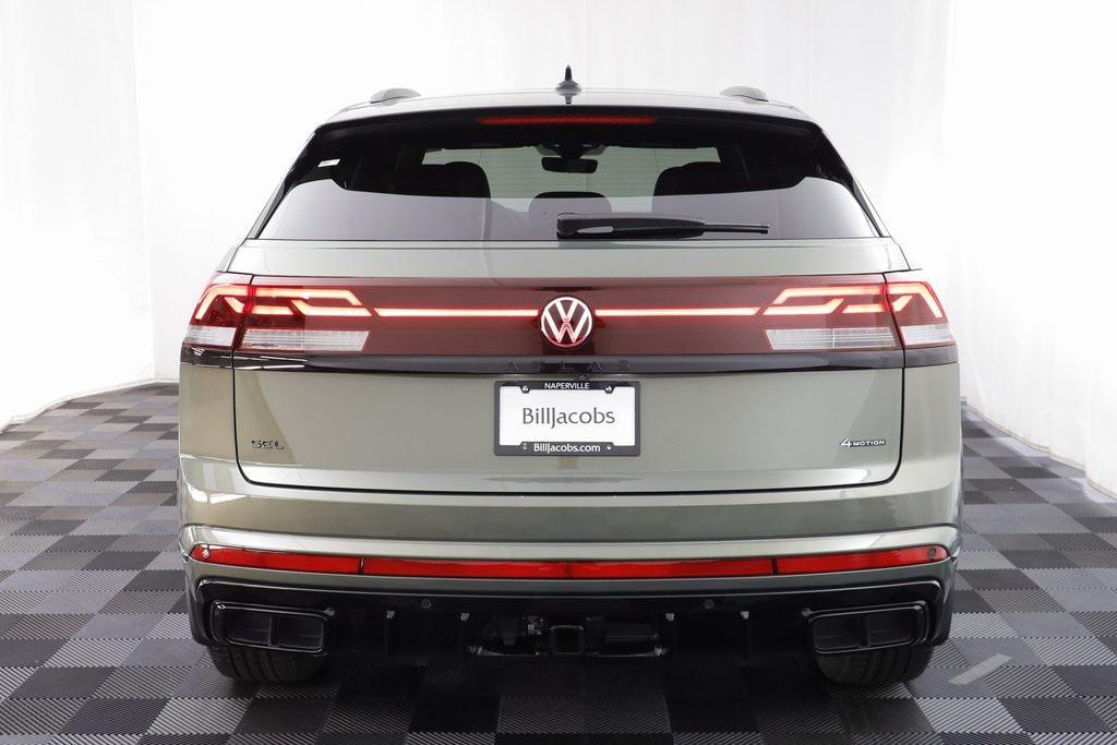 new 2026 Volkswagen Atlas Cross Sport car, priced at $50,147