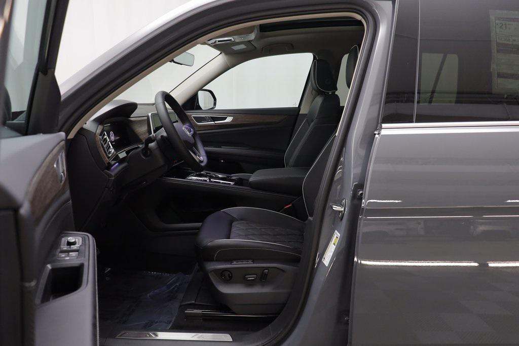 new 2026 Volkswagen Atlas car, priced at $53,979