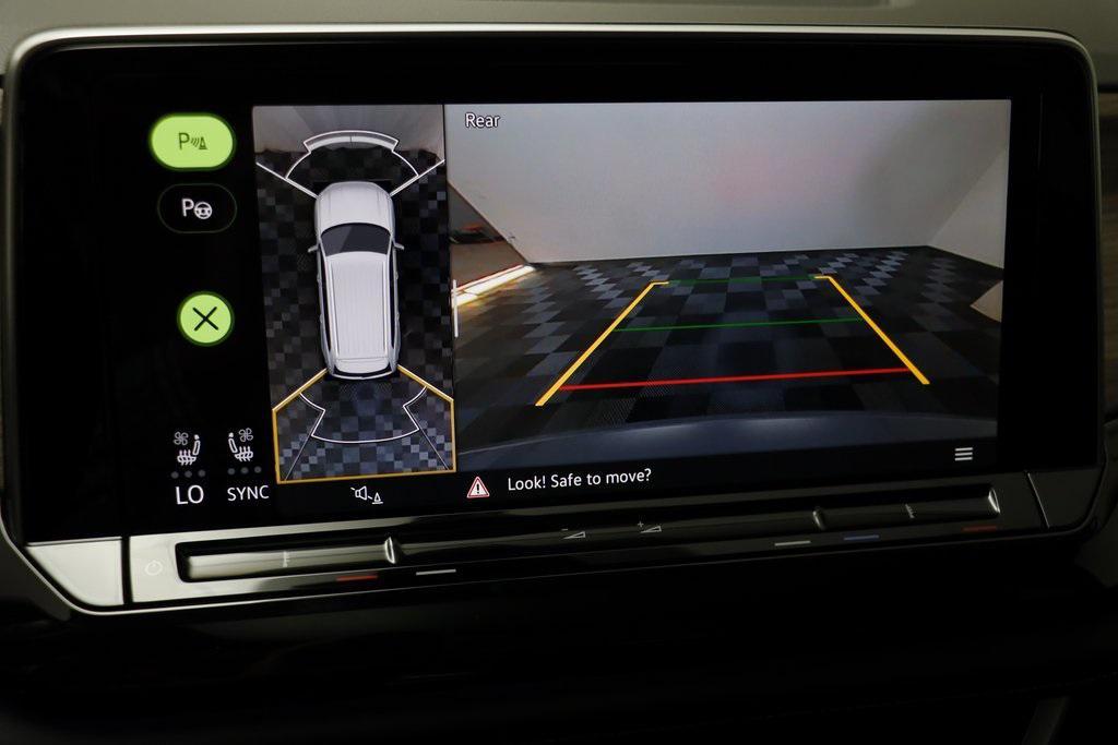 new 2026 Volkswagen Atlas car, priced at $53,979