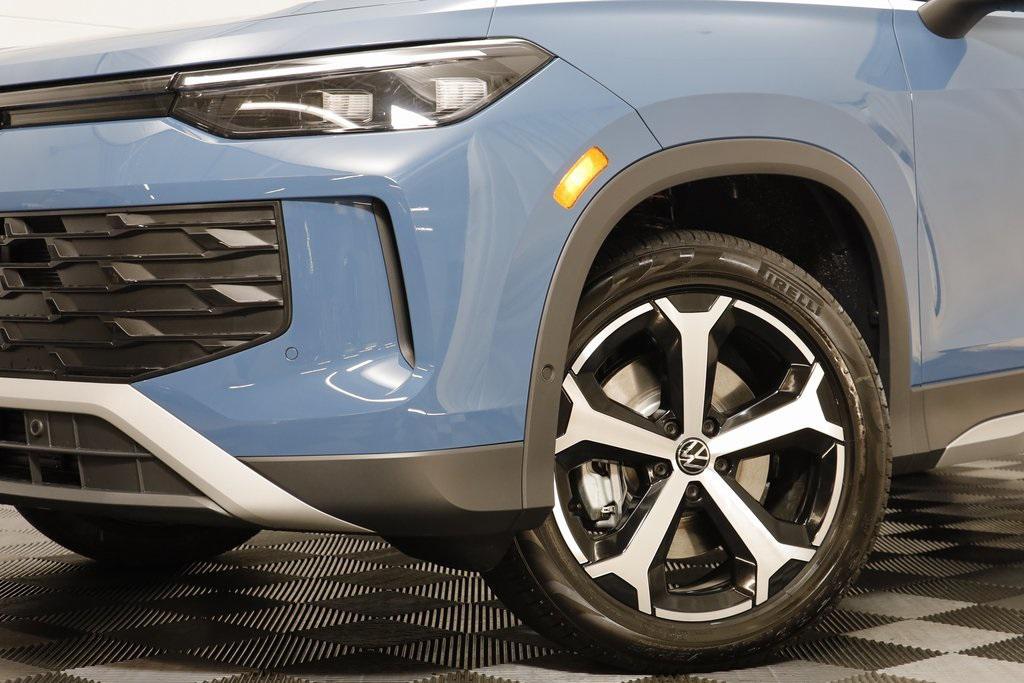 new 2025 Volkswagen Tiguan car, priced at $34,207