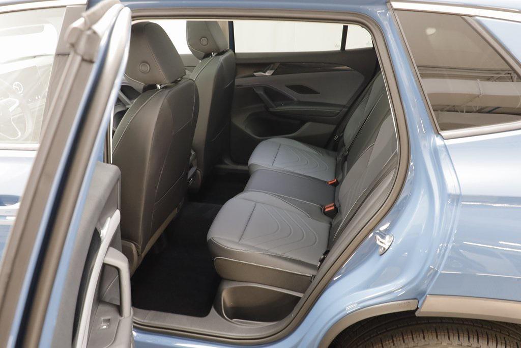 new 2025 Volkswagen Tiguan car, priced at $34,207