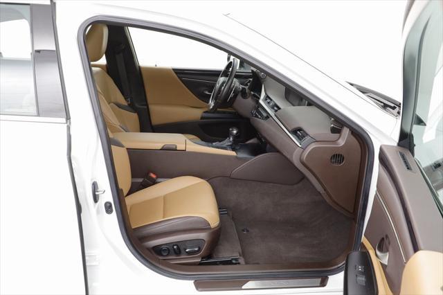 used 2020 Lexus ES 350 car, priced at $31,649