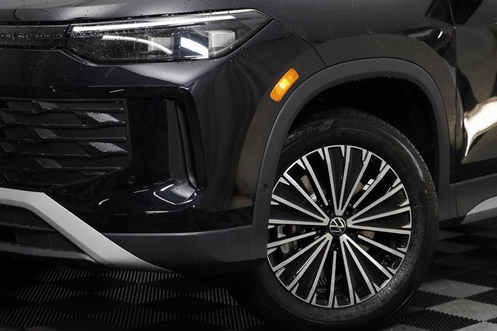 new 2025 Volkswagen Tiguan car, priced at $29,961
