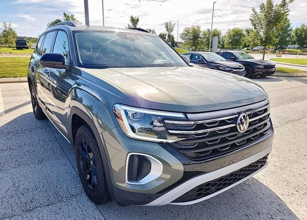 used 2024 Volkswagen Atlas car, priced at $42,311