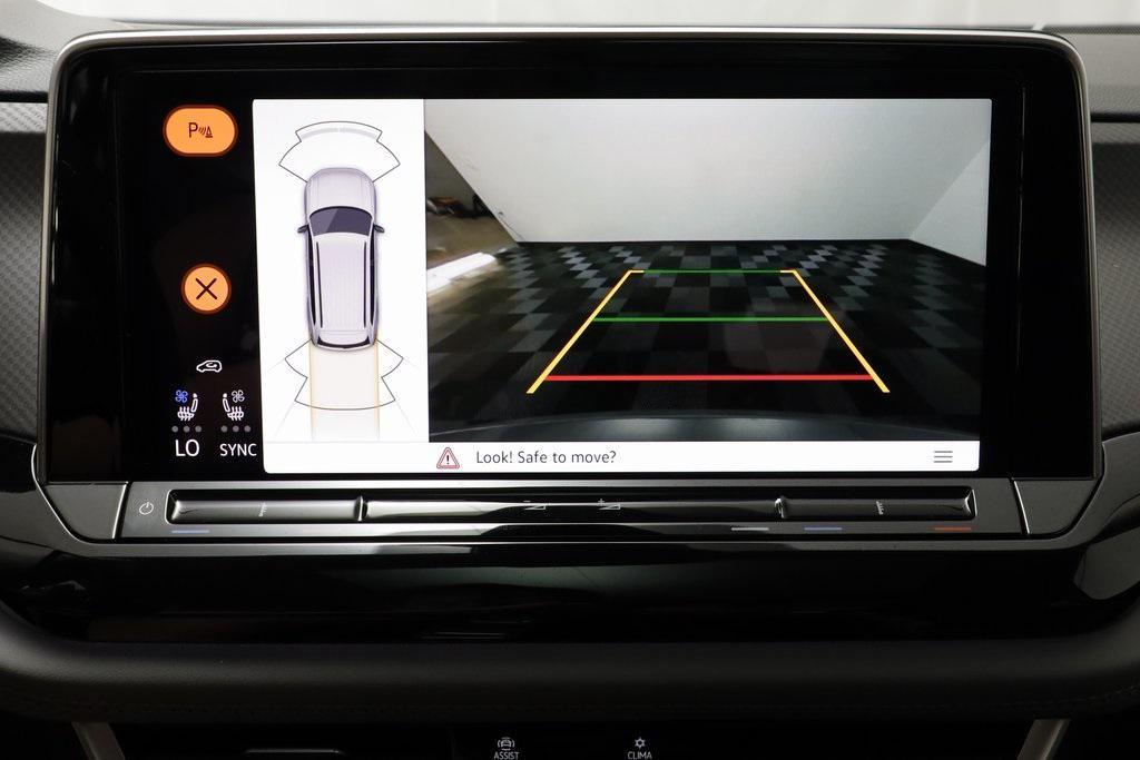 new 2025 Volkswagen Atlas car, priced at $42,514