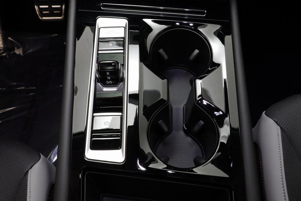 new 2025 Volkswagen Atlas car, priced at $42,514