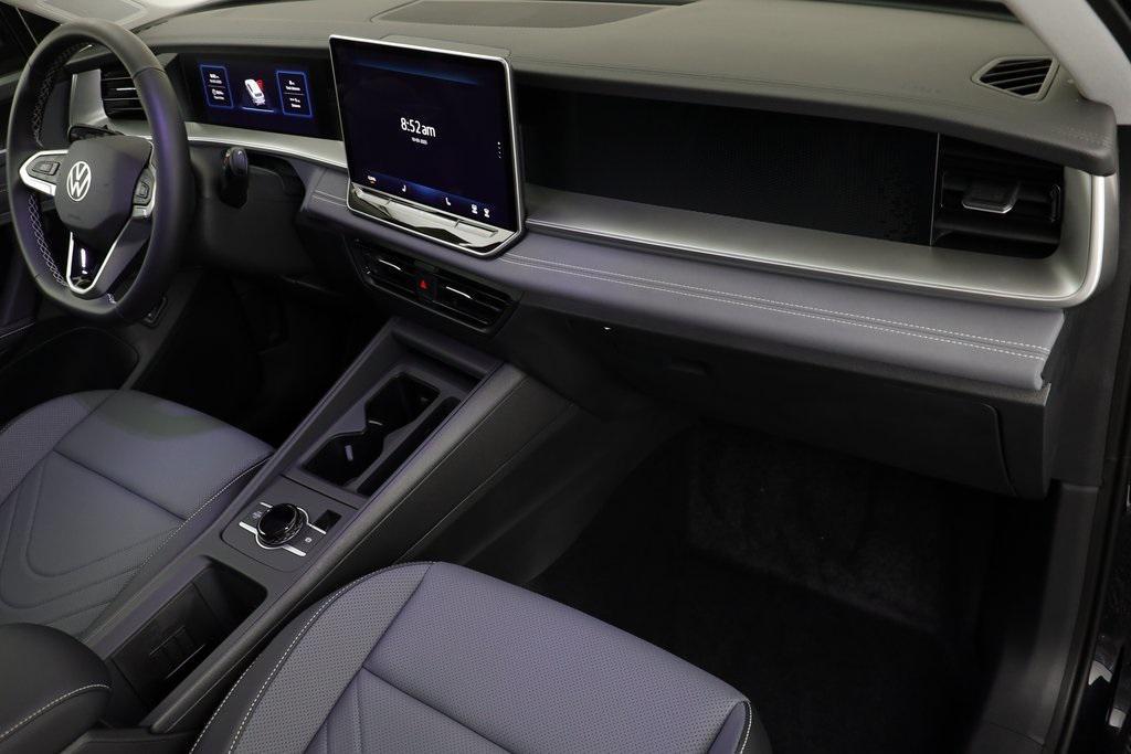 new 2025 Volkswagen Tiguan car, priced at $33,770