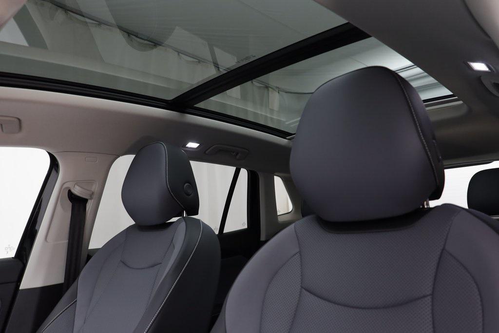 new 2025 Volkswagen Tiguan car, priced at $33,770