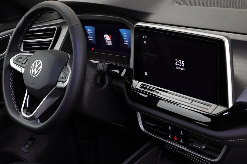 new 2025 Volkswagen Atlas Cross Sport car, priced at $41,732