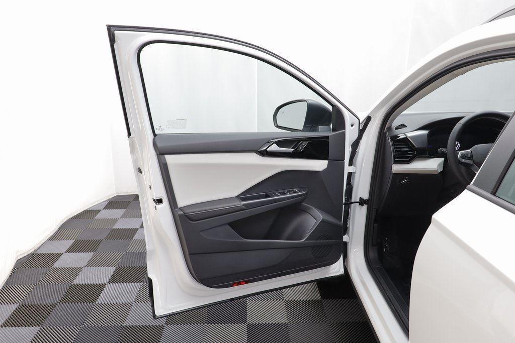 new 2025 Volkswagen Taos car, priced at $26,325