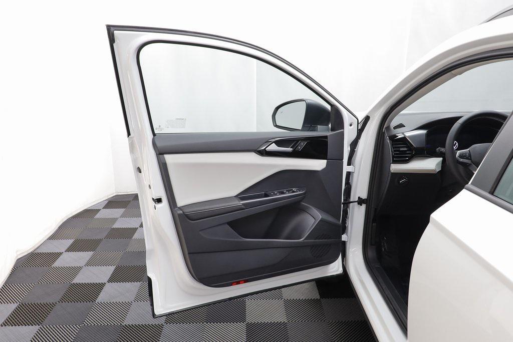 new 2025 Volkswagen Taos car, priced at $26,625