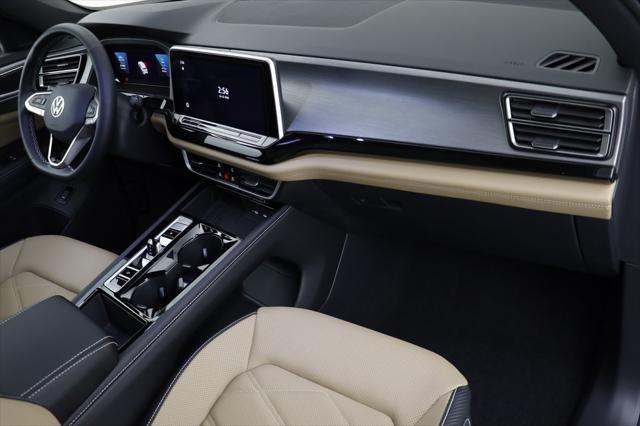 new 2025 Volkswagen Atlas Cross Sport car, priced at $44,276