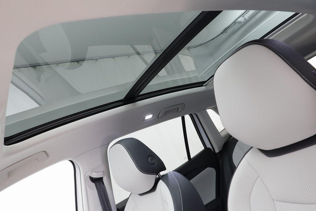 new 2025 Volkswagen Tiguan car, priced at $33,770