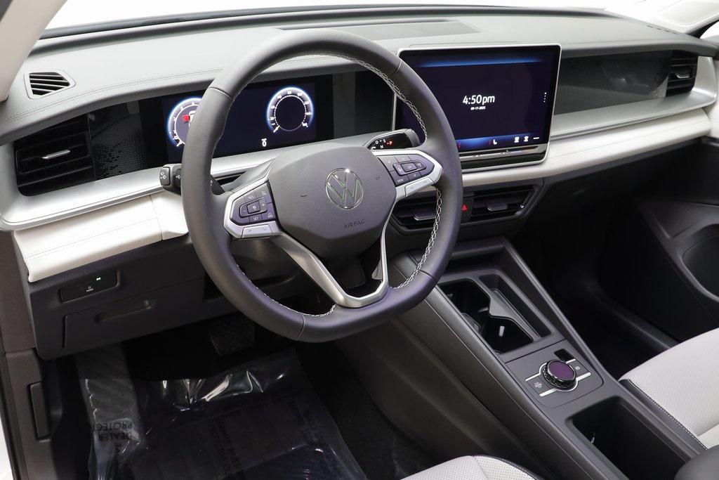 new 2025 Volkswagen Tiguan car, priced at $33,770