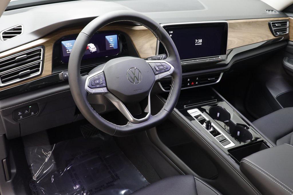 new 2026 Volkswagen Atlas car, priced at $47,557