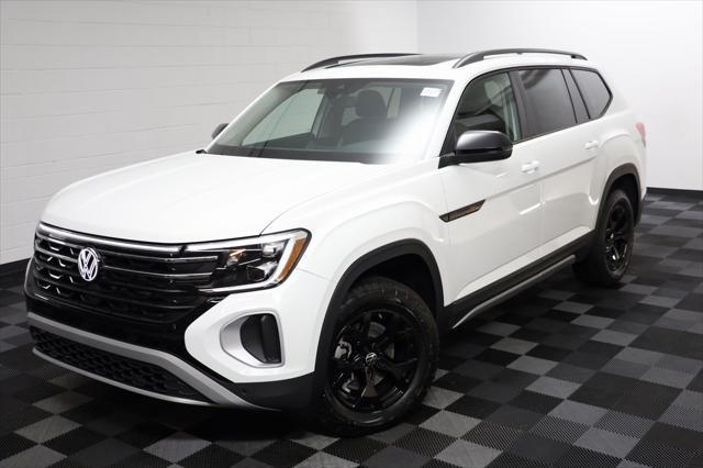 new 2025 Volkswagen Atlas car, priced at $45,577