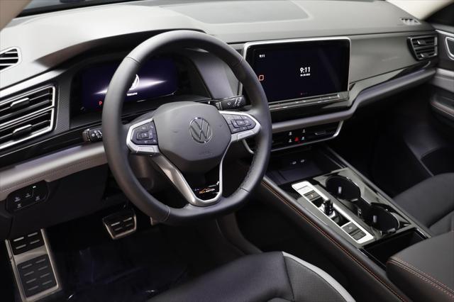 new 2025 Volkswagen Atlas car, priced at $45,577