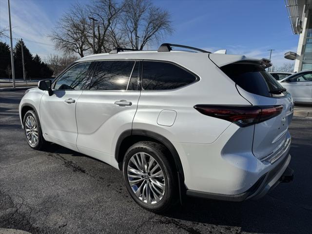 used 2024 Toyota Highlander Hybrid car, priced at $54,991