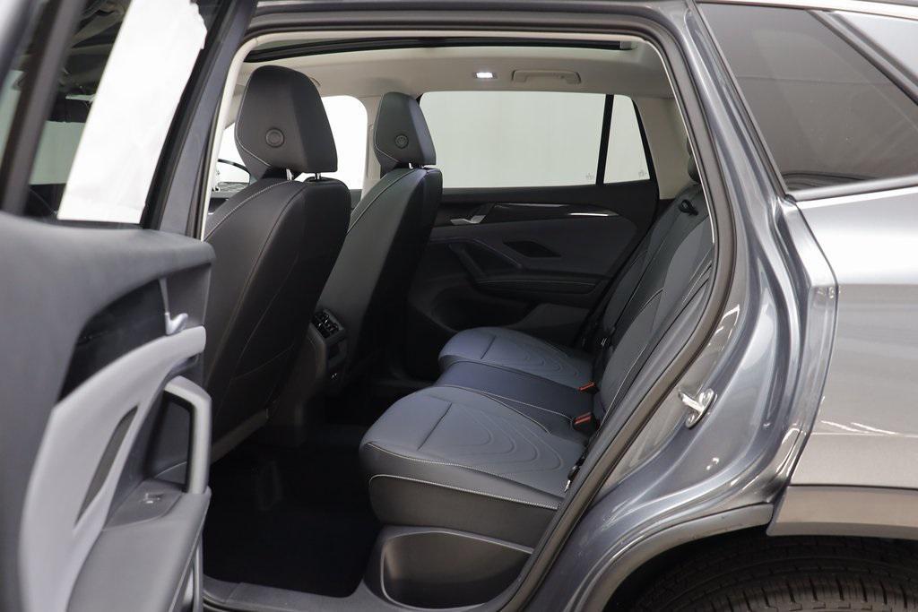 new 2025 Volkswagen Tiguan car, priced at $33,770