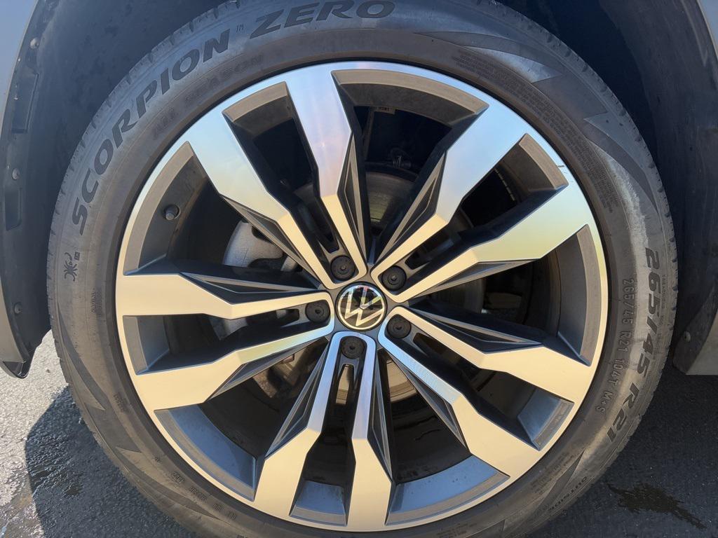 used 2023 Volkswagen Atlas Cross Sport car, priced at $34,879