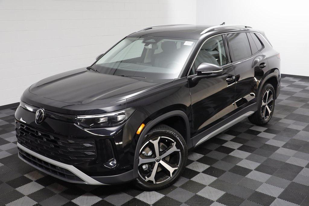 new 2025 Volkswagen Tiguan car, priced at $33,760
