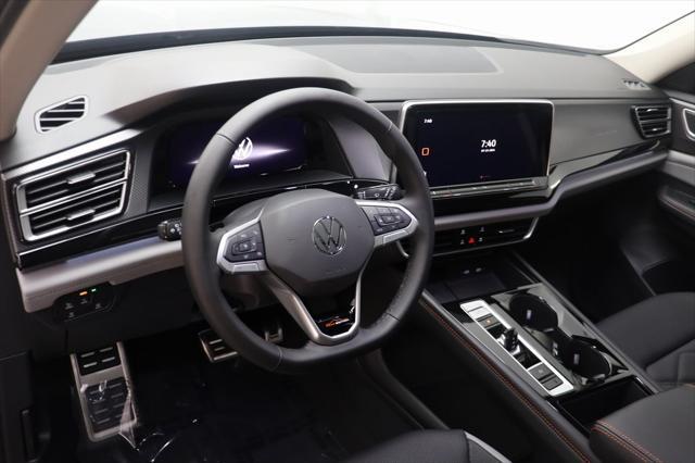 new 2024 Volkswagen Atlas car, priced at $42,878