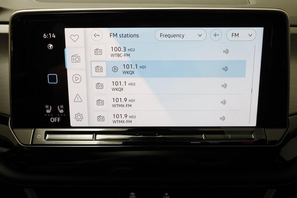 new 2026 Volkswagen Atlas Cross Sport car, priced at $46,343