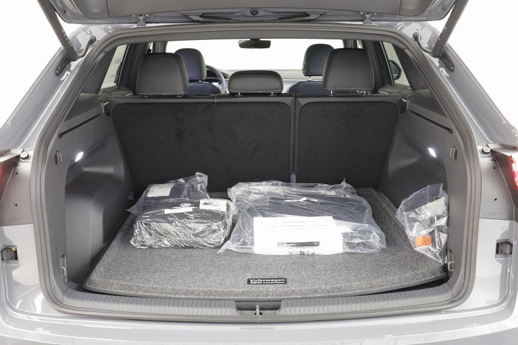 new 2026 Volkswagen Atlas Cross Sport car, priced at $46,343