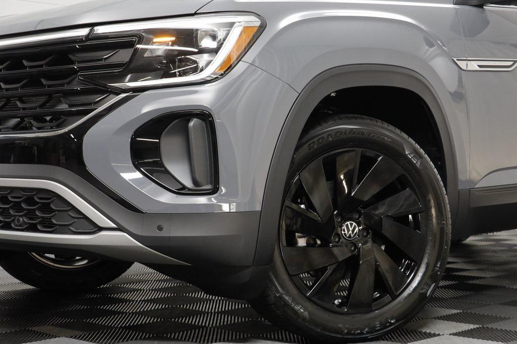 new 2026 Volkswagen Atlas Cross Sport car, priced at $46,343