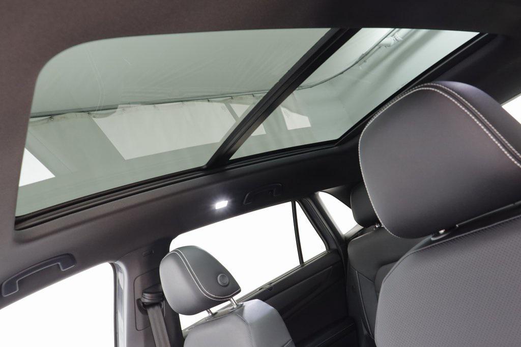 new 2026 Volkswagen Atlas Cross Sport car, priced at $46,343