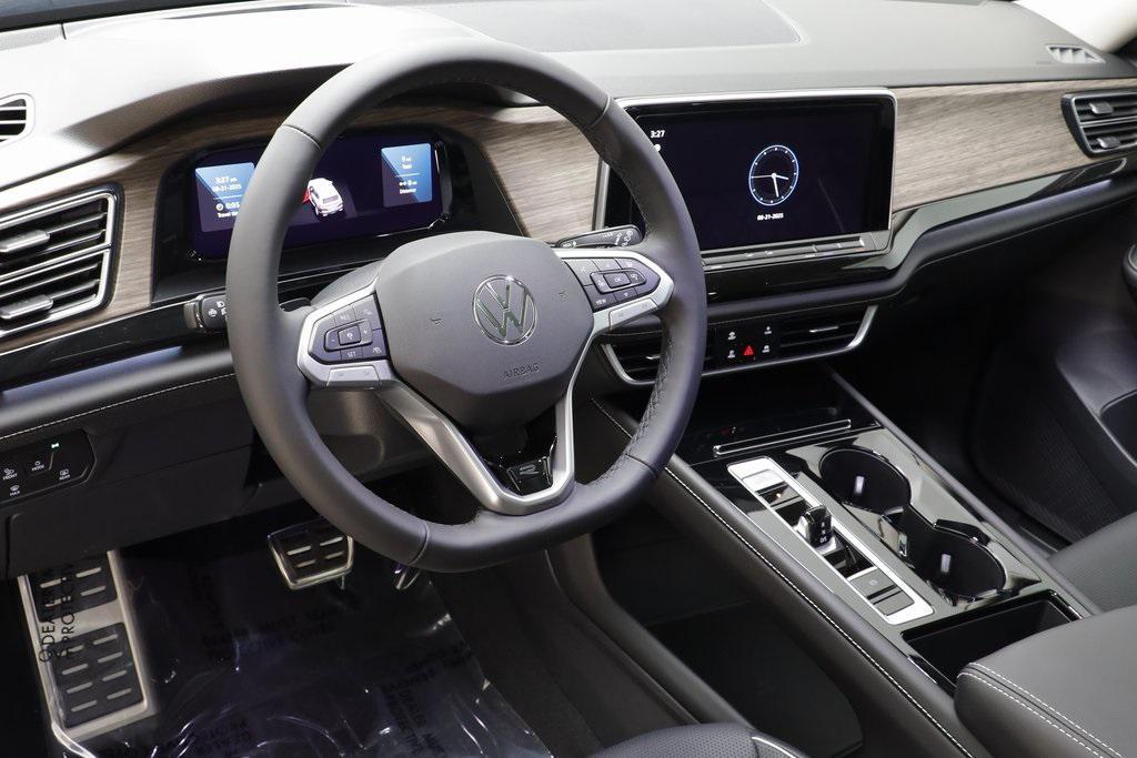 new 2026 Volkswagen Atlas car, priced at $53,542