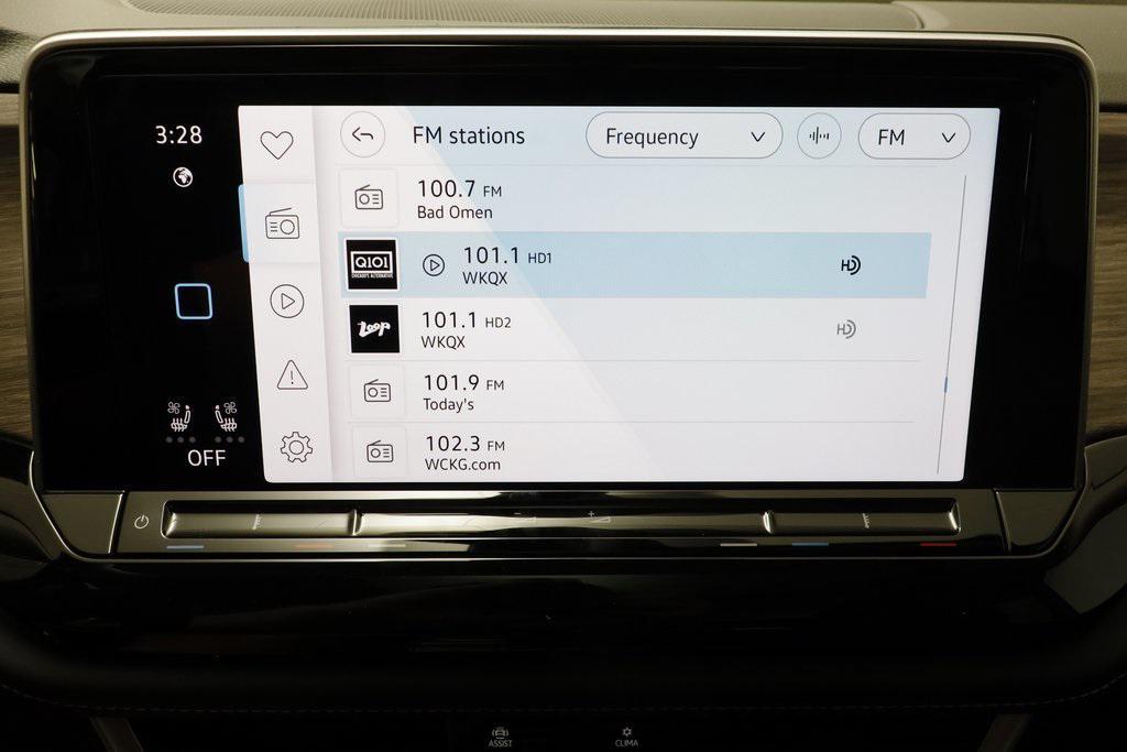 new 2026 Volkswagen Atlas car, priced at $53,542