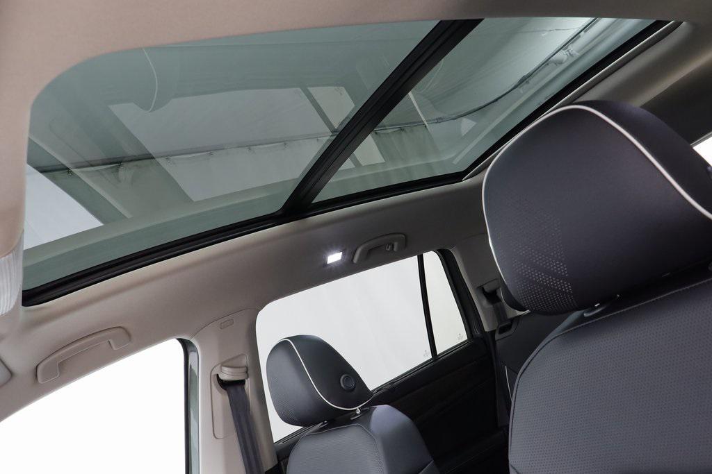 new 2026 Volkswagen Atlas car, priced at $53,542