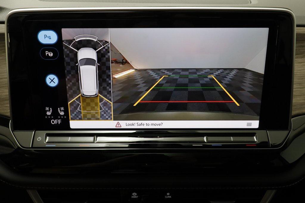 new 2026 Volkswagen Atlas car, priced at $53,542