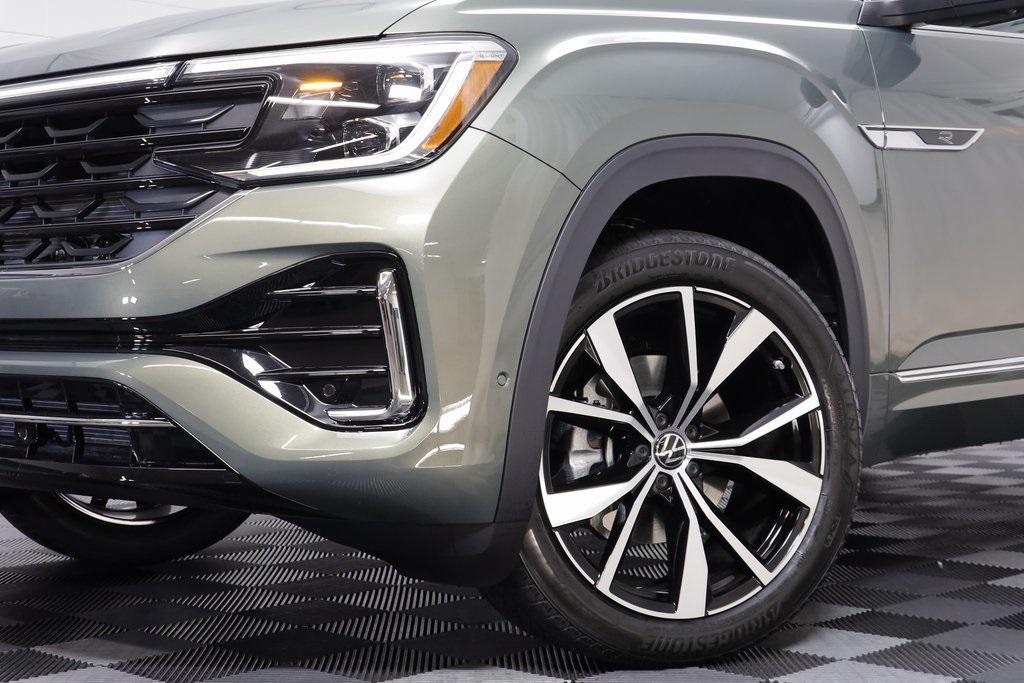 new 2026 Volkswagen Atlas car, priced at $53,542