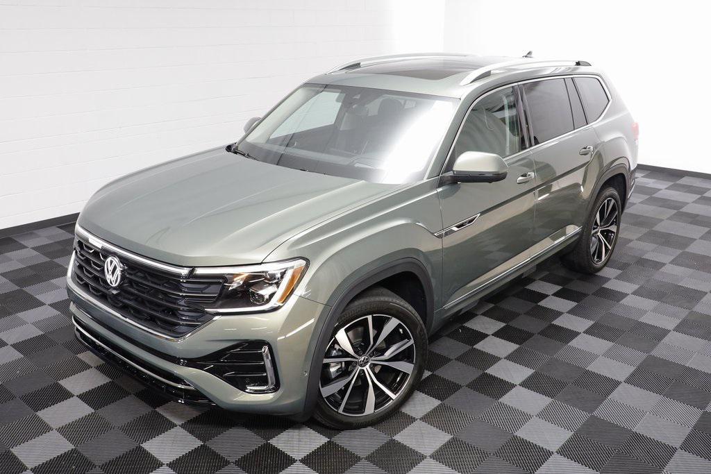new 2026 Volkswagen Atlas car, priced at $53,542