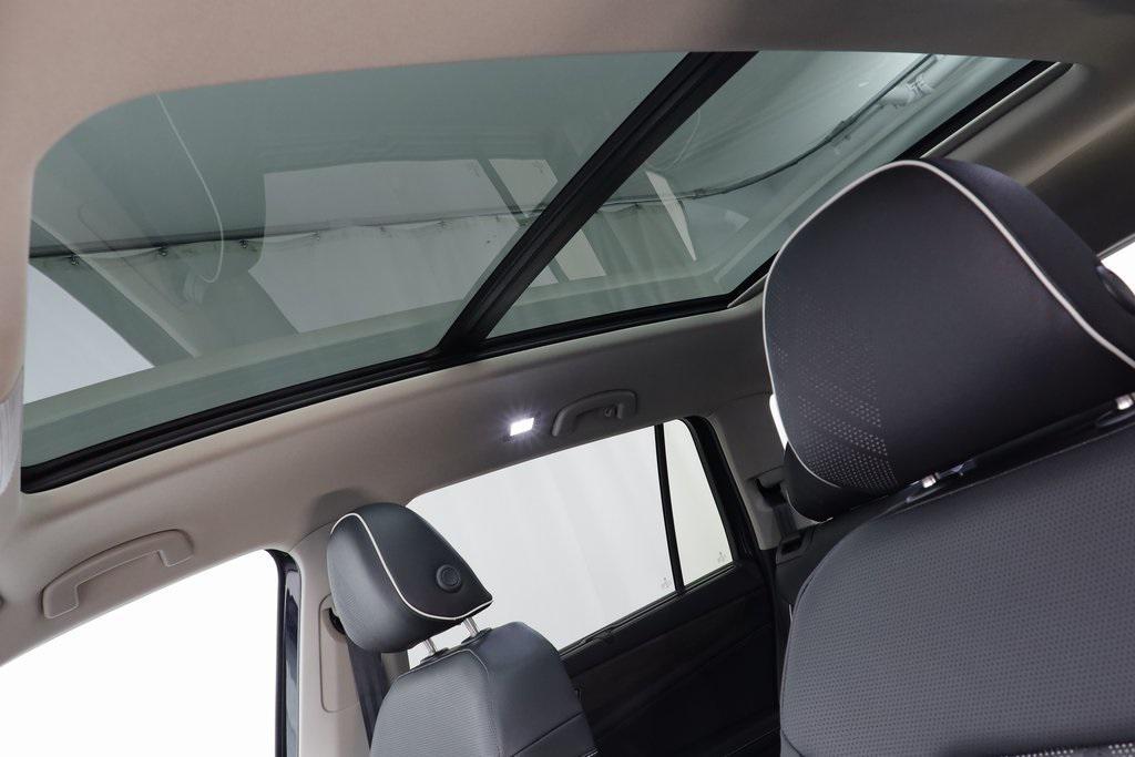 new 2026 Volkswagen Atlas car, priced at $53,681