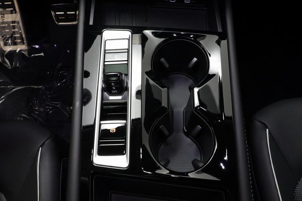 new 2026 Volkswagen Atlas car, priced at $53,681